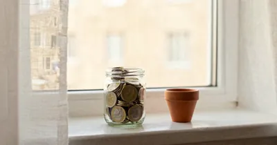 Why the Euro Is Weakening in 2026