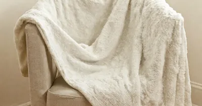 Weighted Blankets and Deep Pressure Therapy for Anxiety